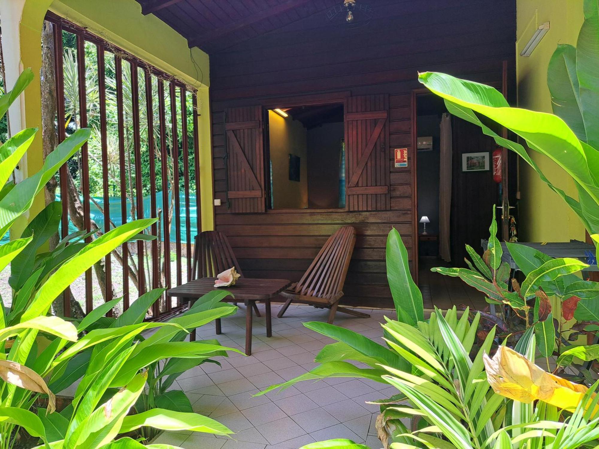 Residence Les Manguiers Pointe-Noire Esterno foto